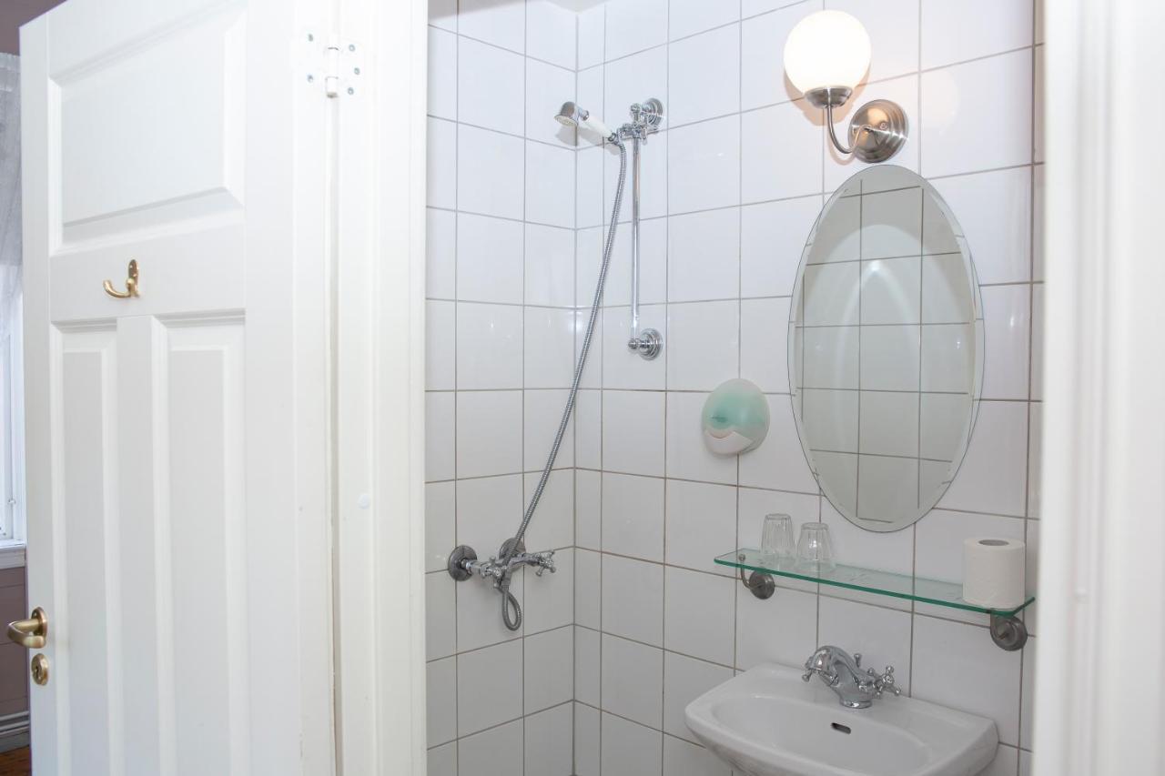 Skjerjehamn Hotel Anneland ภายนอก รูปภาพ